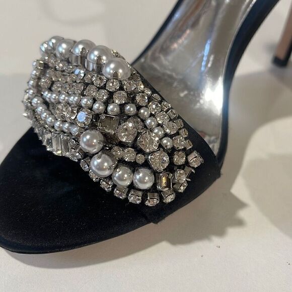 Badgley Mischka Black Sandals Size 8.5 - Picture 10 of 14